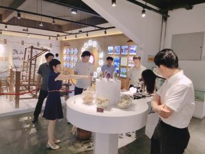 <b>熱烈歡迎科銀投資控股集團董事長、省工商聯(lián)副主席劉敬錕來我司指導工作</b>